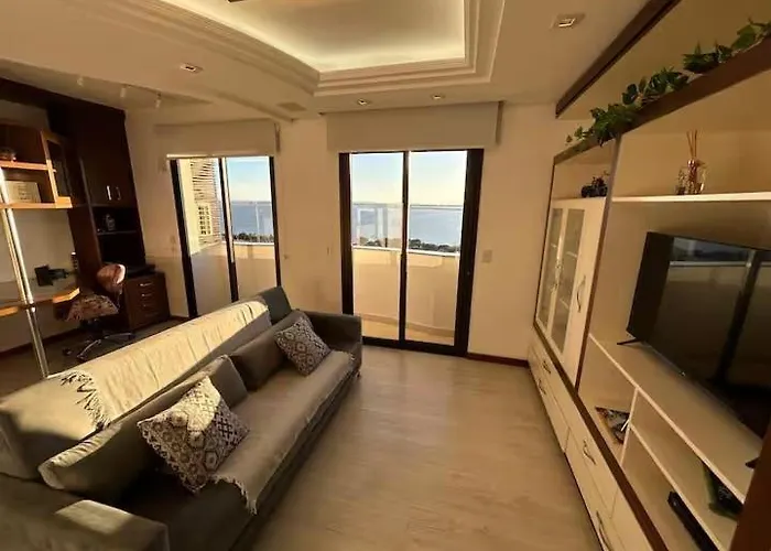 Perfeita Com Vista A Orla Do Guaíba Aparthotel 4*