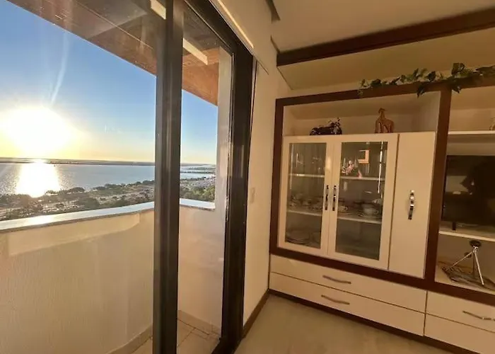 Perfeita Com Vista A Orla Do Guaíba Aparthotel