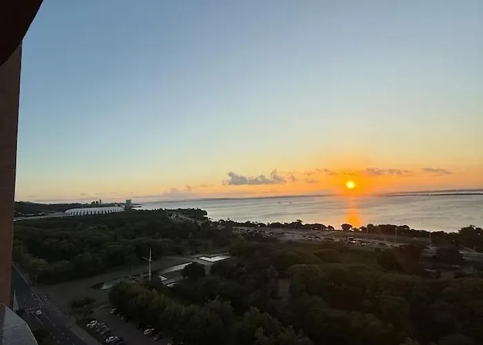 Perfeita Com Vista A Orla Do Guaíba Aparthotel