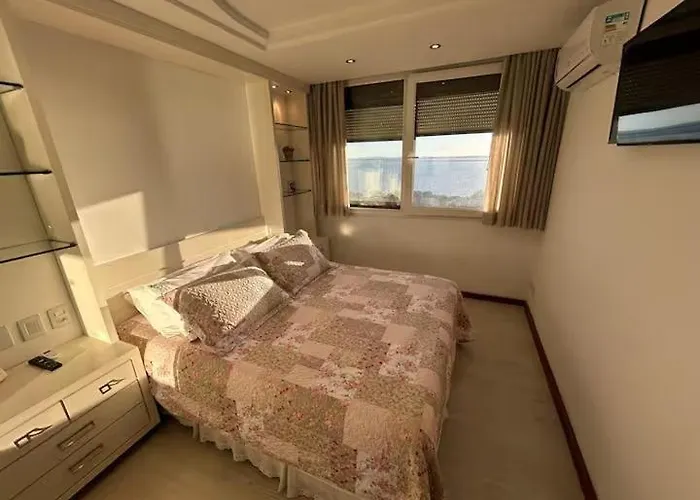 Perfeita Com Vista A Orla Do Guaíba 4* Porto Alegre