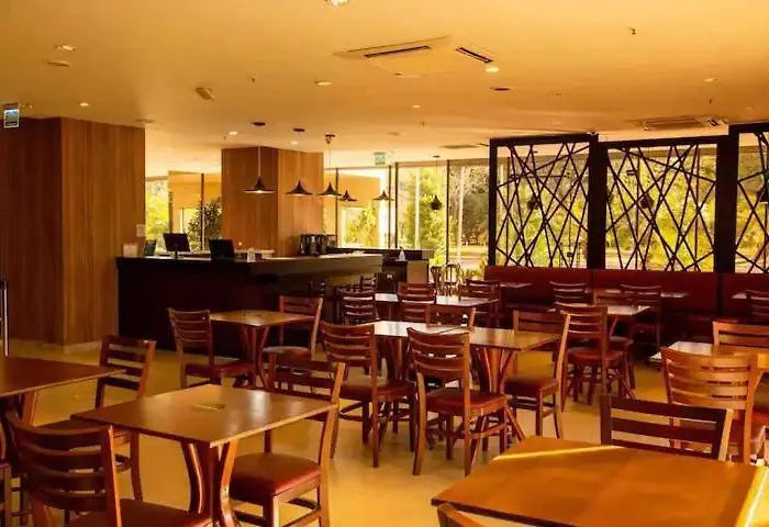 Perfeita Com Vista A Orla Do Guaíba Aparthotel 4*